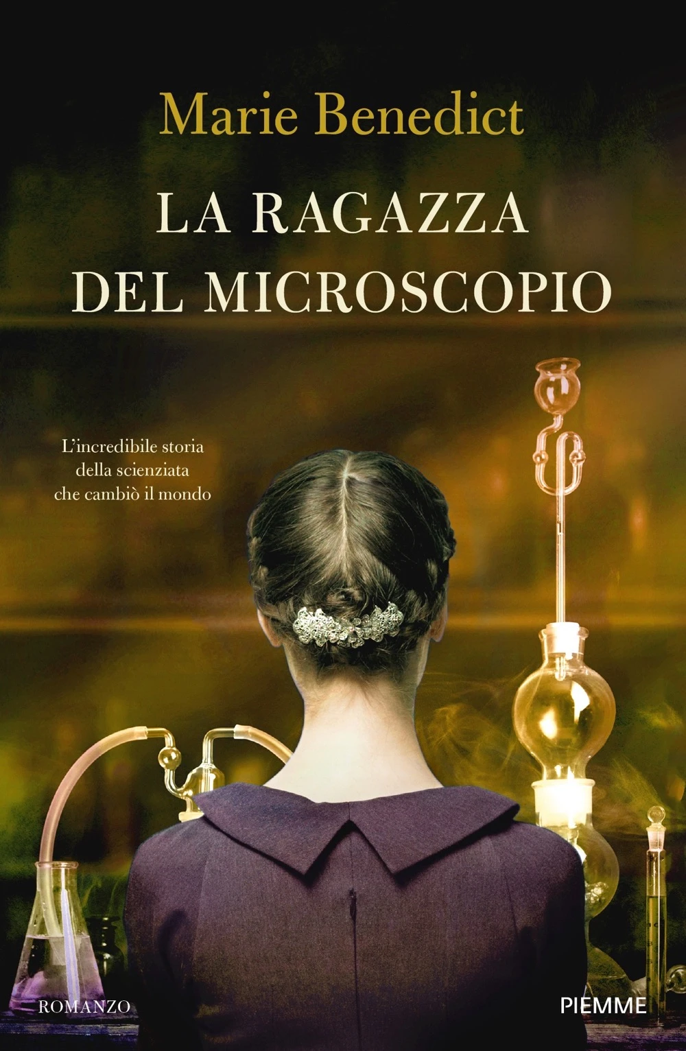 LA RAGAZZA DEL MICROSCOPIO